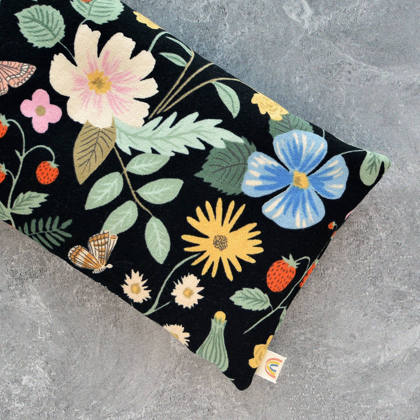 Oversized Eye Pillow in Strawberry Fields Black Botanical: Lavender