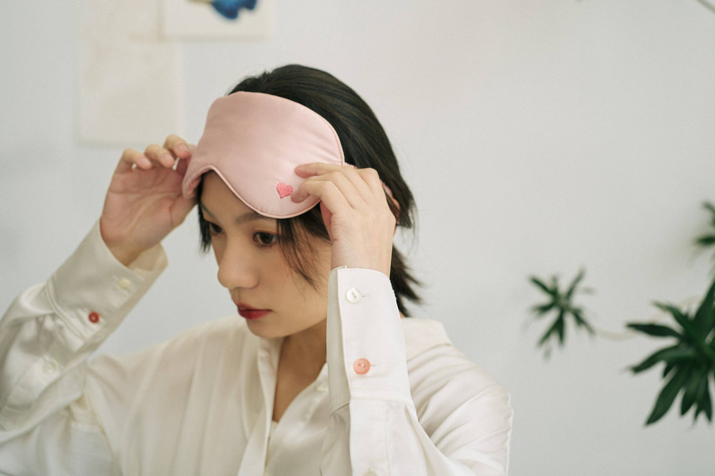 “Love Heart” Silk Sleep Eye Mask - Pink