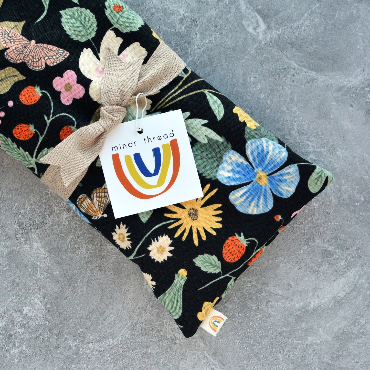 Oversized Eye Pillow in Strawberry Fields Black Botanical: Lavender