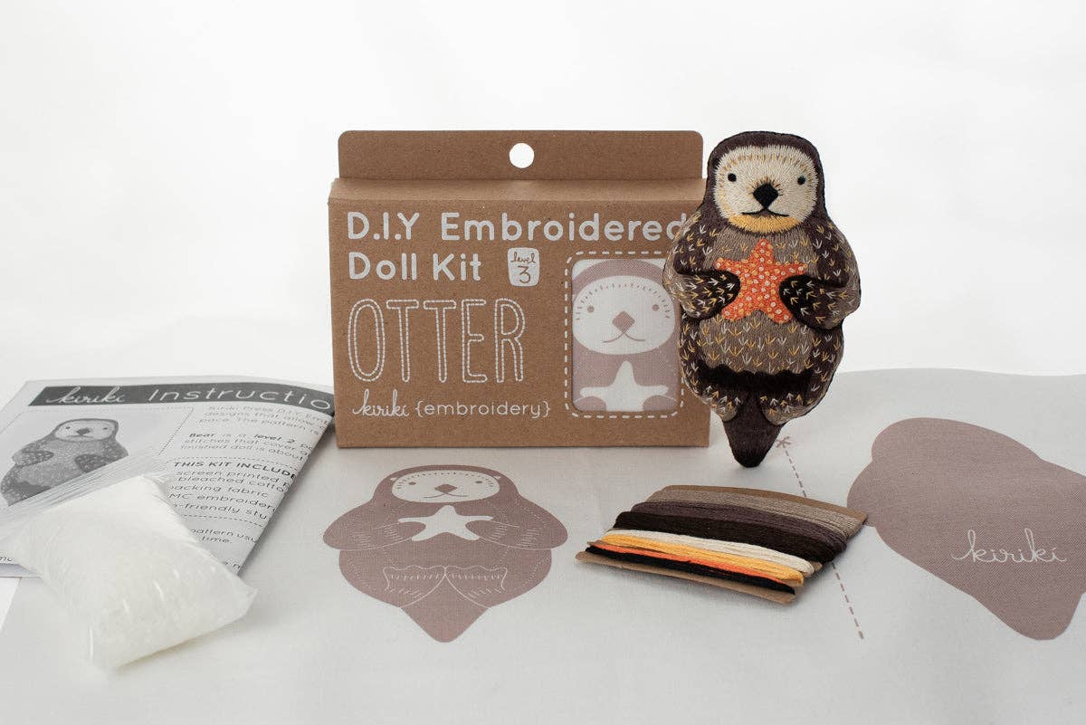 Otter - Embroidery Kit