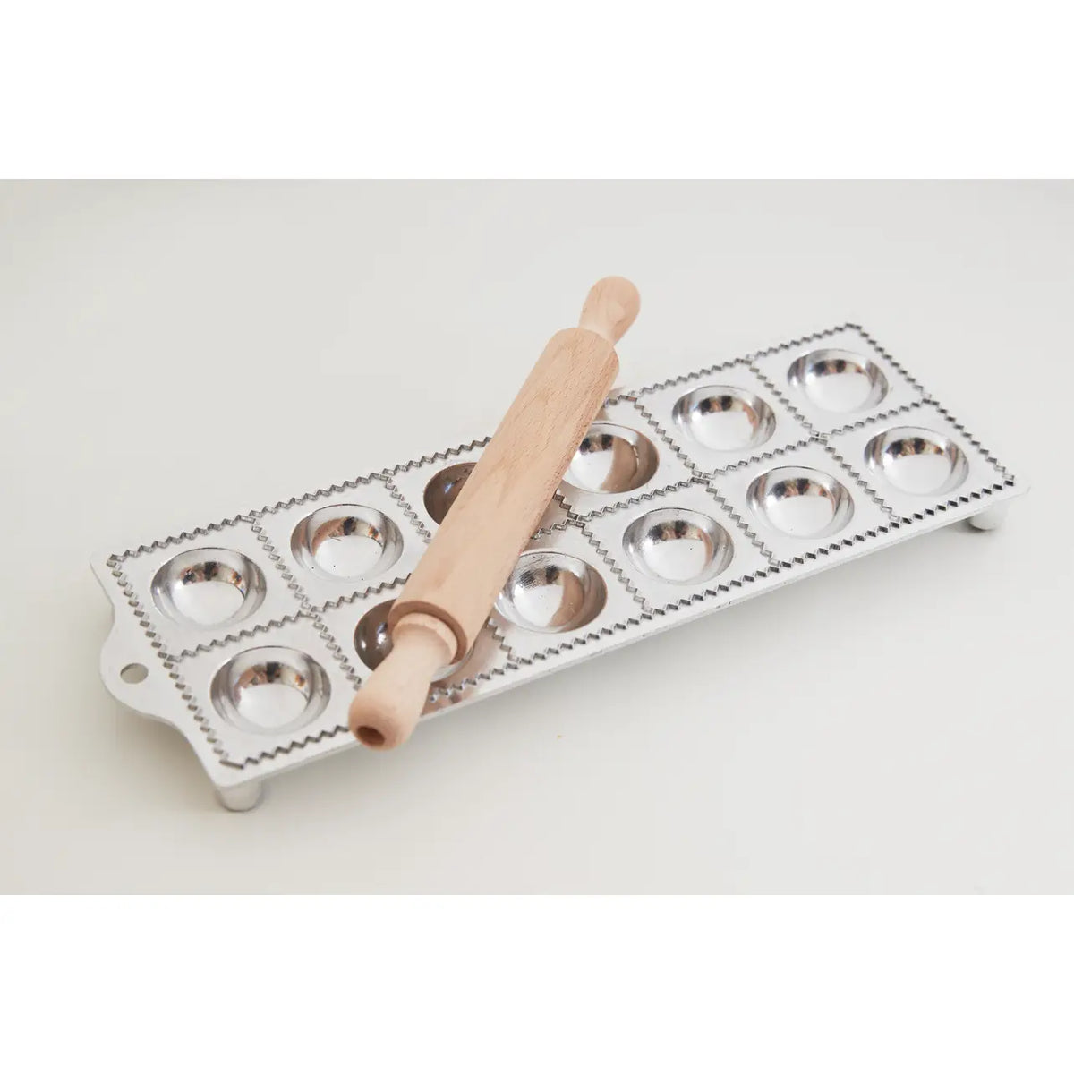 Rectangular Ravioli Mold Italian 12-piece Ravioli Mold with Roller – Slate