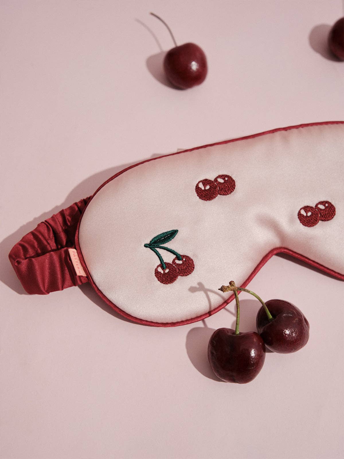 "Lost Cherries" Silk Sleep Eye Mask - Pink & Red